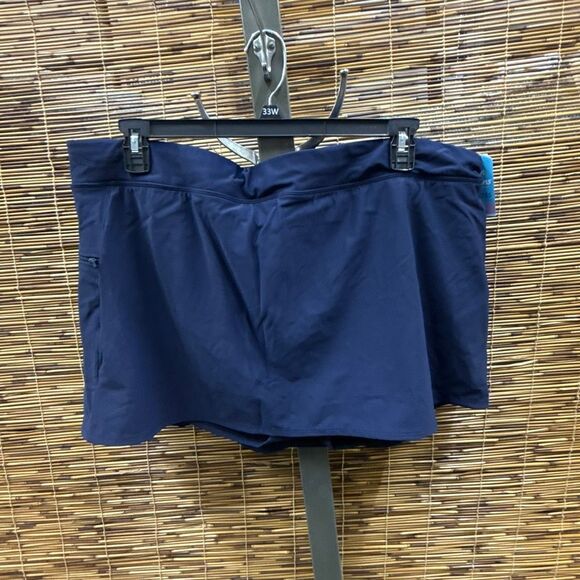 Swim Solutions Women S Plus Swim Skort Swimsuit Navy Size 22W - Picture 1 of 2